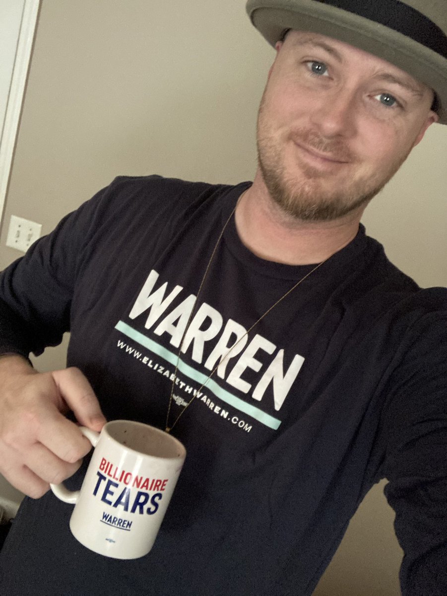 treefcknfiddy's tweet photo. Forgot to post my #day5 #WarrenGear #Election2020 pic last night.
Here I am (post victoriam)
@TeamWarren @TeamJoe #WarrenDemocrat #merch #WarrenDemocrats #Warrencrat #Warrencrats #WarrenForever #GoodbyeTrump #YOUREFIRED #YoureFiredTrump #YouAboutToLoseYoJob https://t.co/okGwRiIjeF