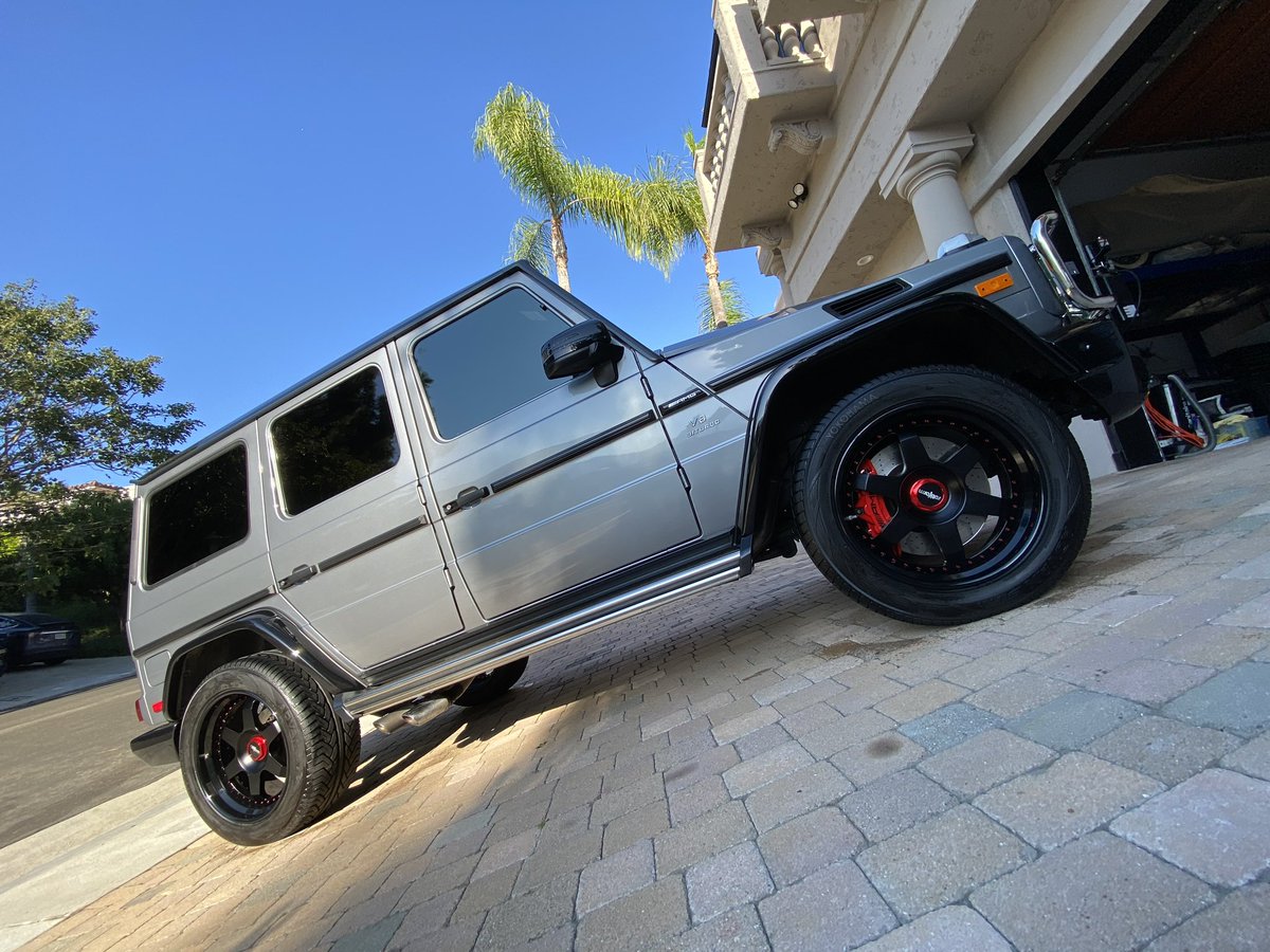 andrewdunns1's tweet photo. #amg #rotoformwheels wheels put on AMG G63 #wheelPros #gorillanuts #MercedesAMG https://t.co/hUbBvnQ8hA
