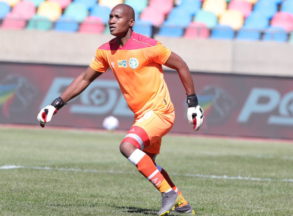 JMabokgwane's tweet photo. Onto The Mtn8 2020 Final โฝ๏ธ Victory belongs to Jesus ๐๐พ Job well done team @Bloem_Celtic ๐โฝ๏ธโ๏ธ
#siwelelesamasele #tutogoalkeeping #jm16 #mtn8final
God is great Namanjeโ๐พ https://t.co/4e3qviIJYK