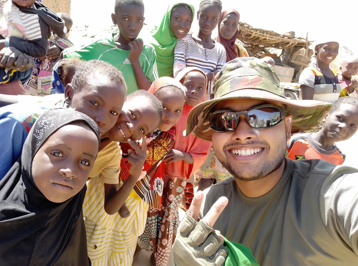 sad_fellow's tweet photo. Spreading love❤
#UN #BDPeacekeepers https://t.co/zF3UvWuciv