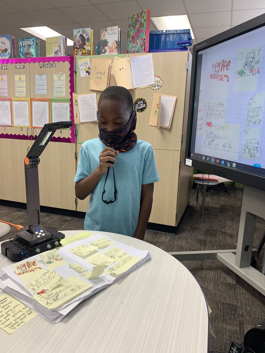 Mrs_DGreen's tweet photo. Students loved sharing their fiction comic strips that they made with the class. #sharethemic @CFISDWalker @CFISD_ELAR2_5 #WeAreWalker #connecttoliteracy https://t.co/wBD4C92oIe