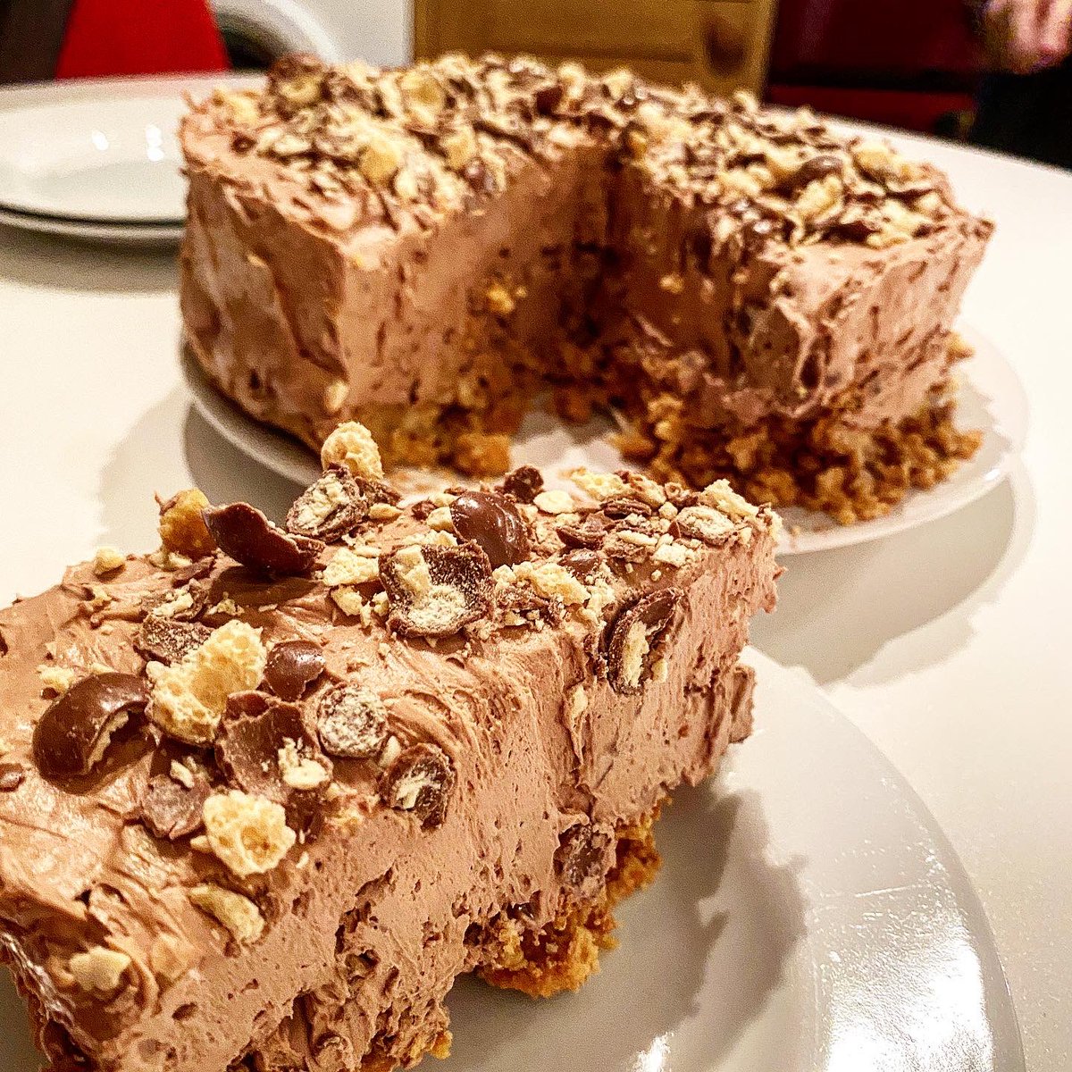 RossEdgley's tweet image. The winter BULK continues with Mama E’s homemade protein cheesecake 🔱 #SumoSwimmer #PerformSmart made with @PhDNutritionUK salted caramel Smart Protein 💪🏽 #Ad Get your supplies here in the Black Friday Sale: phd.com