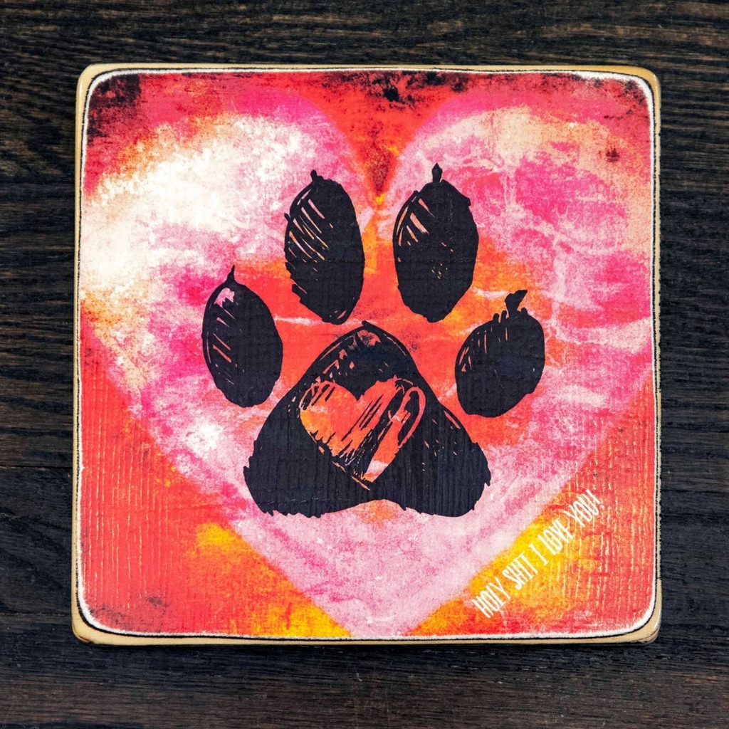 ❤️ Do you ever just look at your animal buddy and think, "holy sh*t, I love you"? Check out our new wood print from <a href="/ruckusdogto/">Ruckus Dog</a> 😍
