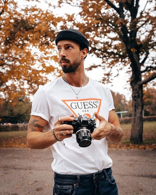 CieloVistaMall's tweet photo. Fall moments prince of jet set in our eco-conscious #SmartGUESS collection. #cielovistamall #guess https://t.co/rf7xVEq6fv