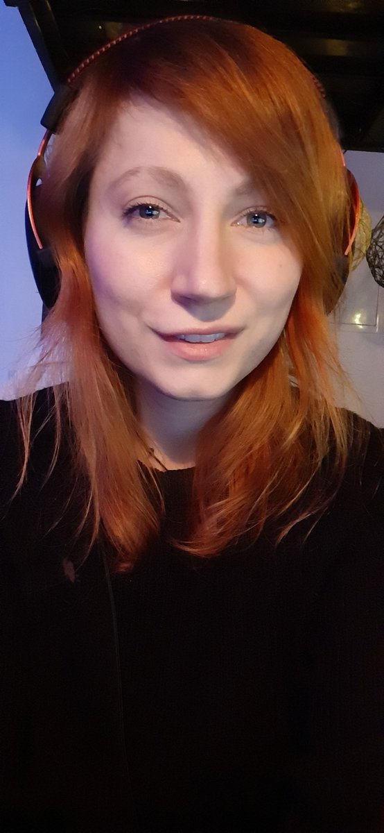 Well, here I am! Ready to hunt some ghosts down in #Phasmophobia 😏🔪
You with me?!
> twitch.tv/ms_redfox