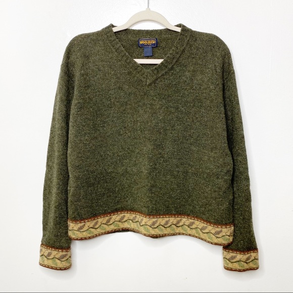 PuffSlayer's tweet photo. So good I had to share! Check out all the items I'm loving on @Poshmarkapp #poshmark #fashion #style #shopmycloset #woolrich #lululemonathletica #sorel: https://t.co/phsJ9B19pk https://t.co/0gdo8Gr6VF
