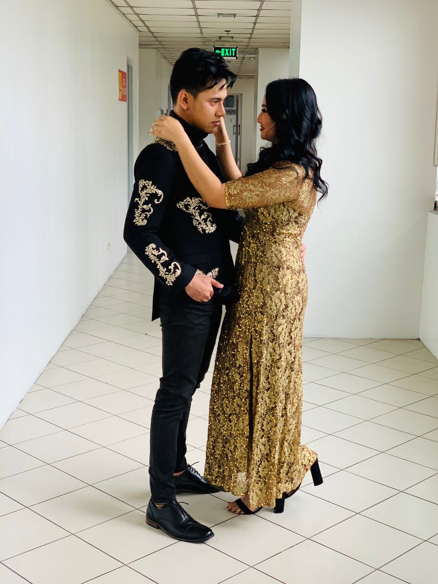 yurielofficial's tweet photo. Partner @eygeepauldevera gaano ka-close? 

Sana abangan niyo ang #EYULangAko sa The Clash every Saturday after Pepito Manoloto and every Sunday after Daig kayo ng Lola ko

Styled by: Sir Jojo &amp; Ate Micho
Hair&amp;Make-up by: Mama Bok
Captured by: Mama Gee

#TheClashParesKontraPares https://t.co/7CRpuyqIpX