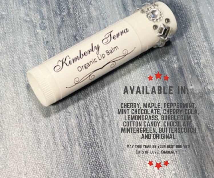 kimberlyEB06's tweet photo. Kimberly Terra is a Canadian company specializing in luxury organic lip balms. These lip balms do not contain any harsh preservatives or chemicals. It is completely safe to use on your whole family. Young or old. Taking orders today. https://t.co/D3Z2jbiv55