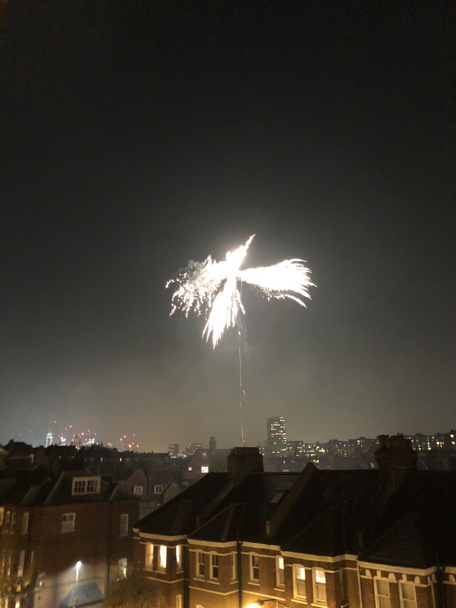 Victoria Mead tweet media