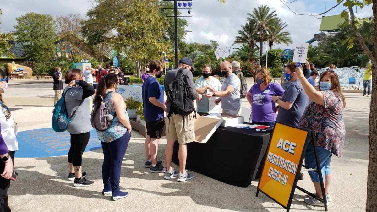 acesouthcentral's tweet photo. ACE Day at @SeaWorldTexas event check-in - #RideWithACE @aceonlineorg https://t.co/qlEqdRTMXD