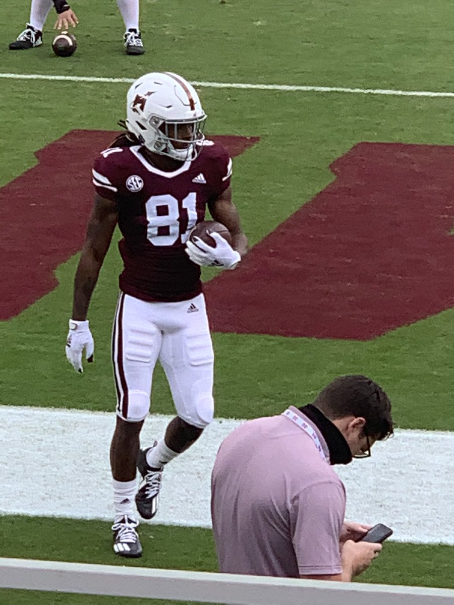 hailstateunis's tweet photo. The Flying M is here 😍

Looks like a sans-serif font for the player names; it wasn’t clear if they’d be present or not. I like it though, think it flows really well.

#HailState🐶🏈 https://t.co/GQiOHUQvDJ