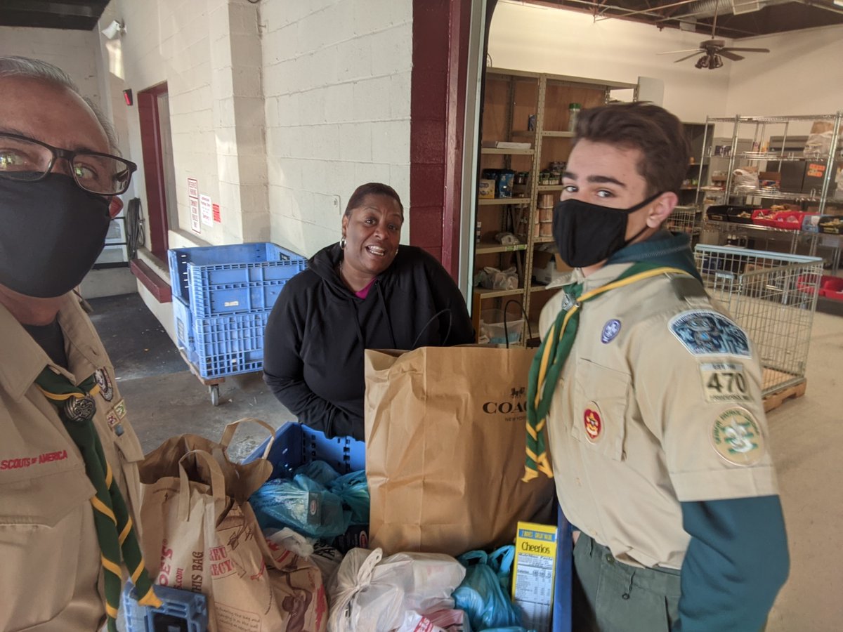 Troop470's tweet image. We conducted Day 1 of 2 of our Scouting for Food program today. Through generous donations made by Clover Hill community (Frederick, MD) members, we raised approx 1750 pounds of nonperishable food for the #CommunityActionAgency #FoodBank. @NCACBSA @whittieronline #GoodTurnDaily
