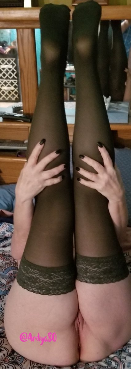 Ardya80's tweet photo. Here kitty kitty kitty.... 😈💞

#milf #cougar #bitch #feet #toes #legs #pussy #fetish #tits #lips #ass #spankme #fuckme #bi #nude #nopanties #follow #fetish #cum #followback #soles #tights #nylons #sex #hose #nylonfetish #feetpics #footfetish #stockings #footjob #rt https://t.co/WdsJI2wtIB