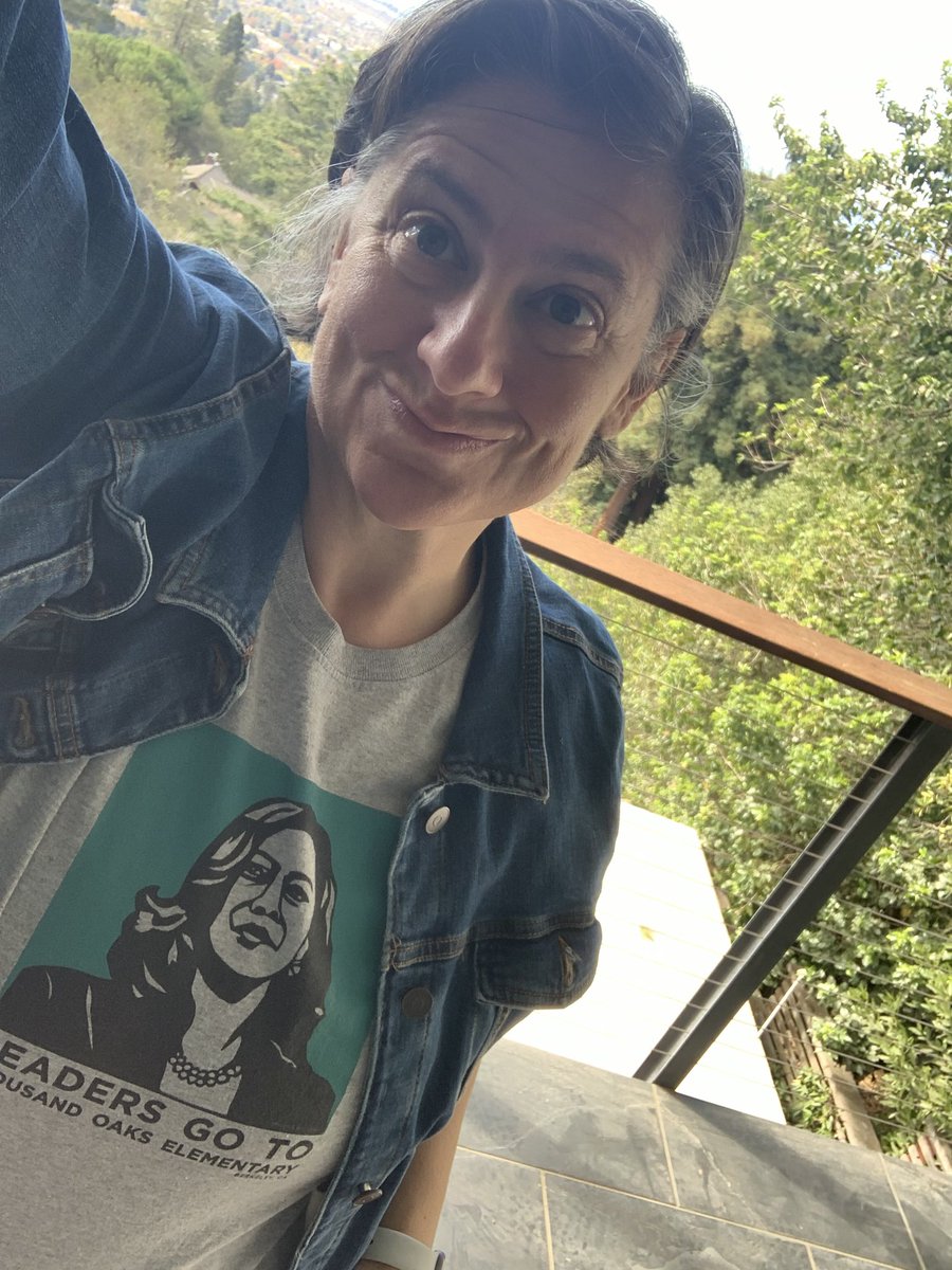 JenBilik's tweet photo. V-Day! Defeated Führer! Out to the streets to celebrate! Honking horns are calling me. #renamethousandoakskamalaharriselementary https://t.co/kCKkvUMm4r