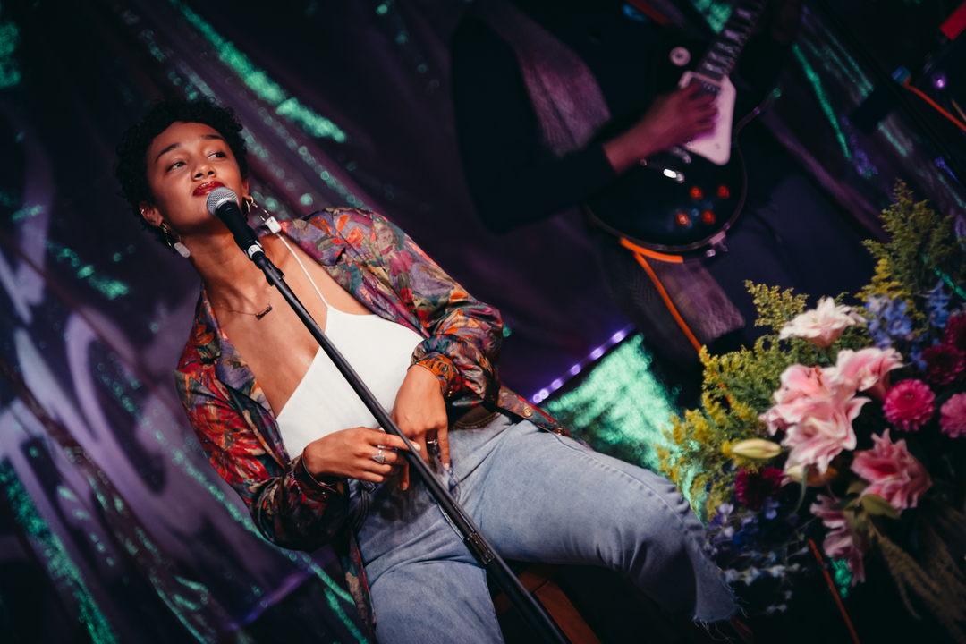 #QUEENSFEST2020 tweet media