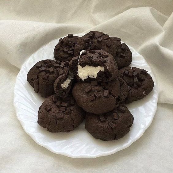 hrcaferpg's tweet image. ، ☕️ . Pedido ⋅ Sorvete de flocos no pote + Cookies

៸៸ de: 🤒💗
៸៸ para: @DXNISHBOY 

🗒 —  prontinho, vida. adicionei os cookies porque cookies são gostosos 🥰 espero que goste 💗