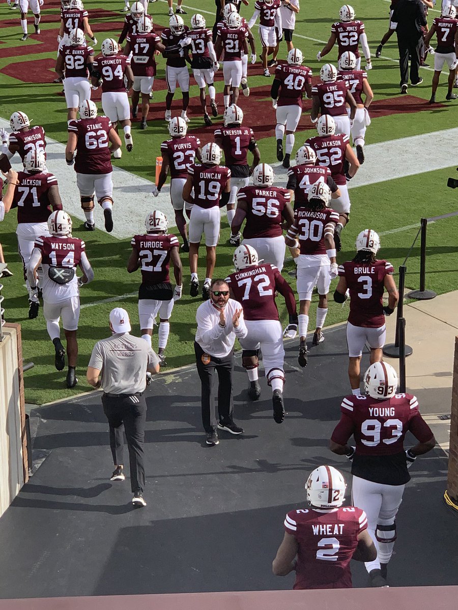 hailstateunis's tweet photo. #FlyingM https://t.co/UudcmnJIqM