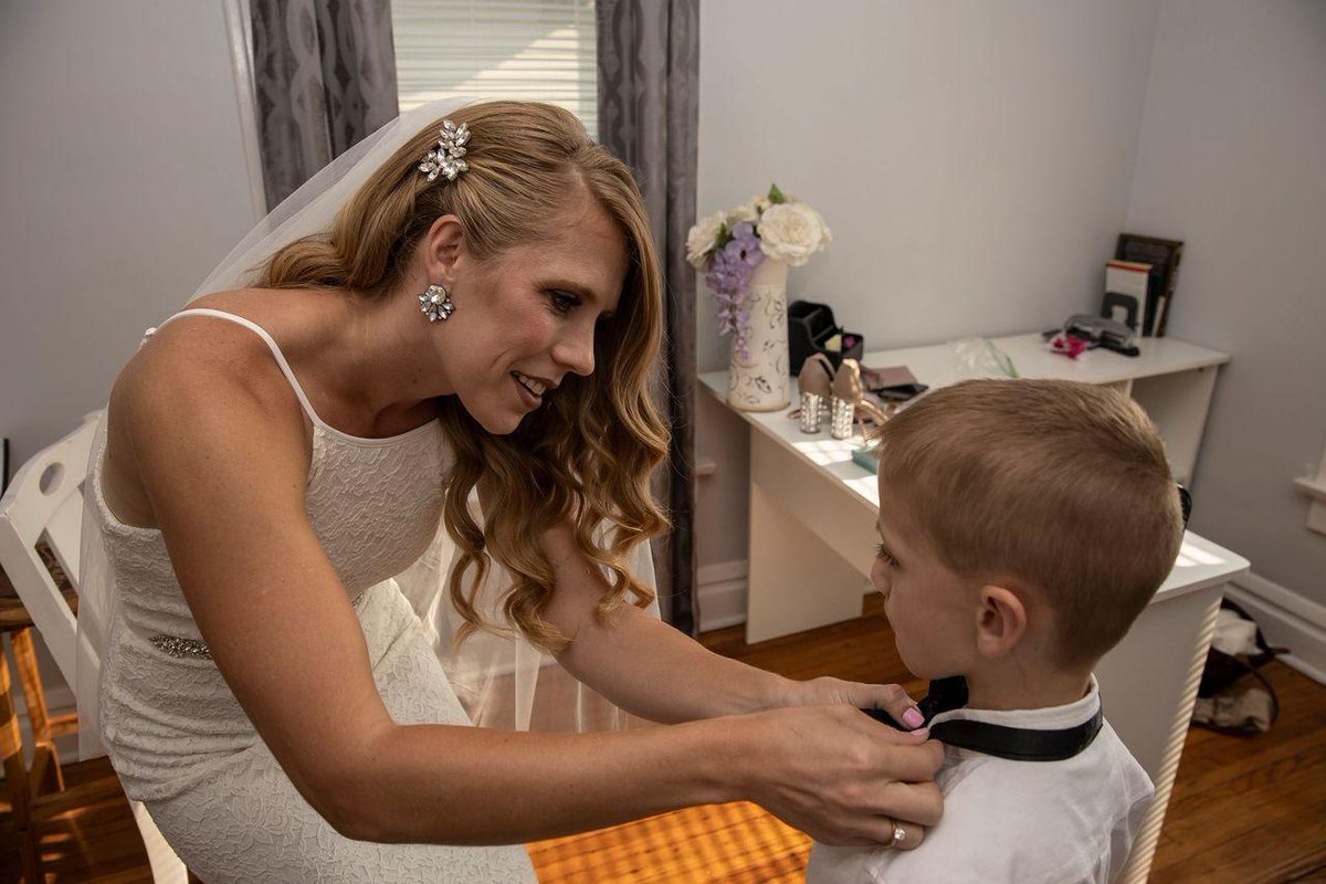 MissPattyA's tweet photo. Samantha my youngest getting married and helping her nephew my grandson r e e d https://t.co/uUTnCjRftN