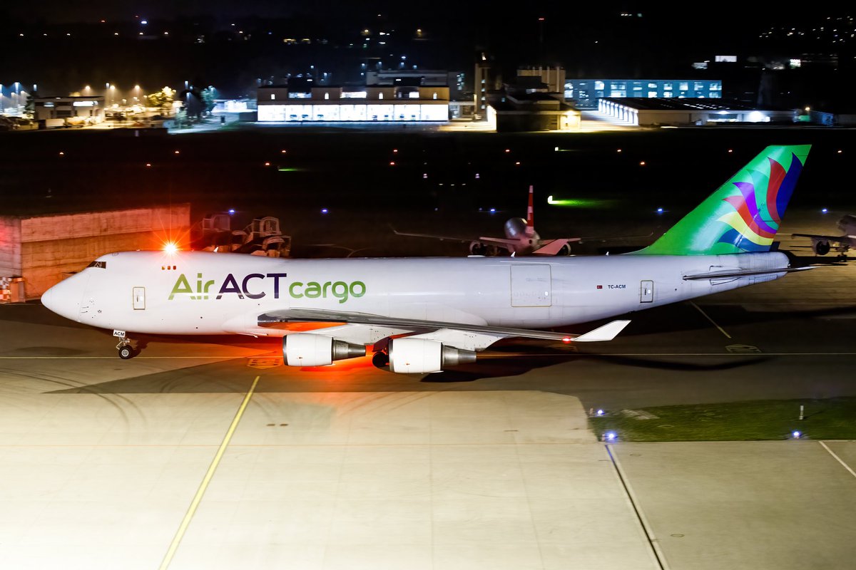 FlyingLord's tweet image. TC-ACM ACT Airlines Boeing 747-400F | ZRH | 07.11.2020 #LSZH #ZRH #ZRHMovements #planespotter #aviation @AiractC @zrh_airport