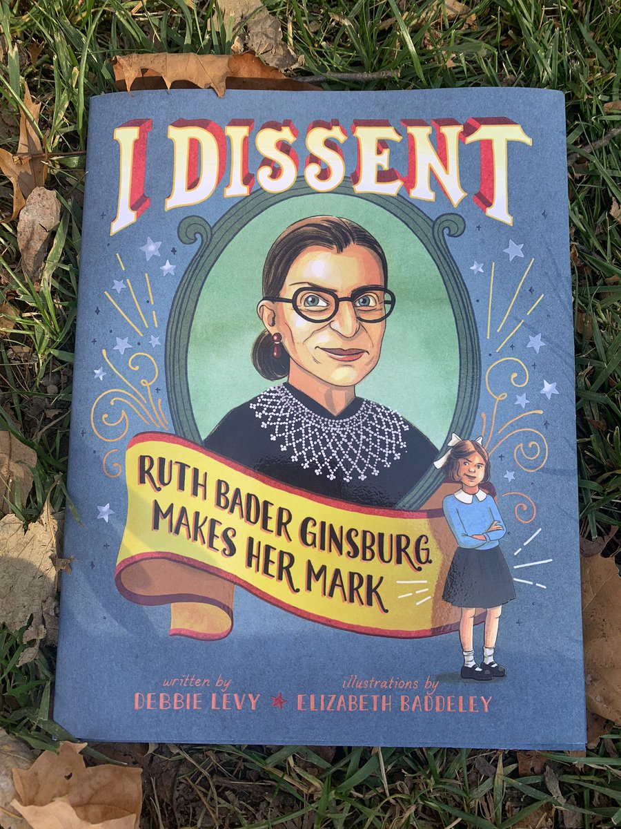 LFLonPlant's tweet photo. A perfect day to put out some choice children’s books 🇺🇸💙 https://t.co/6APQ4Rr3M6