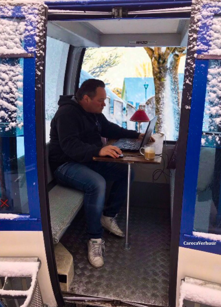skigondels's tweet photo. Uniek pop-up Kantoor in je tuin als rustige bel &amp; werkplek ipv je eettafel ivm Corona 
#skigondel #kantoor #belplek #werkspot #skilift #werkplek #rustige #prive #tuin #thuis #carecaverhuur #COVID19 #corona #huren #huur #laptop #koffie #nietstoren #thuiswerken #coronamaatregelen https://t.co/DVmHnJTxYZ