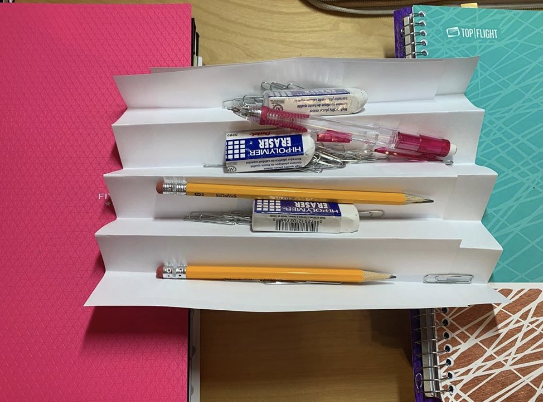GirlsDoSTEAM's tweet photo. And the winning paper bridge design is... the triangles with over 100 paper clips, erasers, and pencils!

Thank you to everyone who attended today’s Science in the City event! Don’t forget to share YOUR designs with us by tagging @GirlsDoSTEAM and @talkingSTEM #steam #bridge https://t.co/eka8JJ2yqB