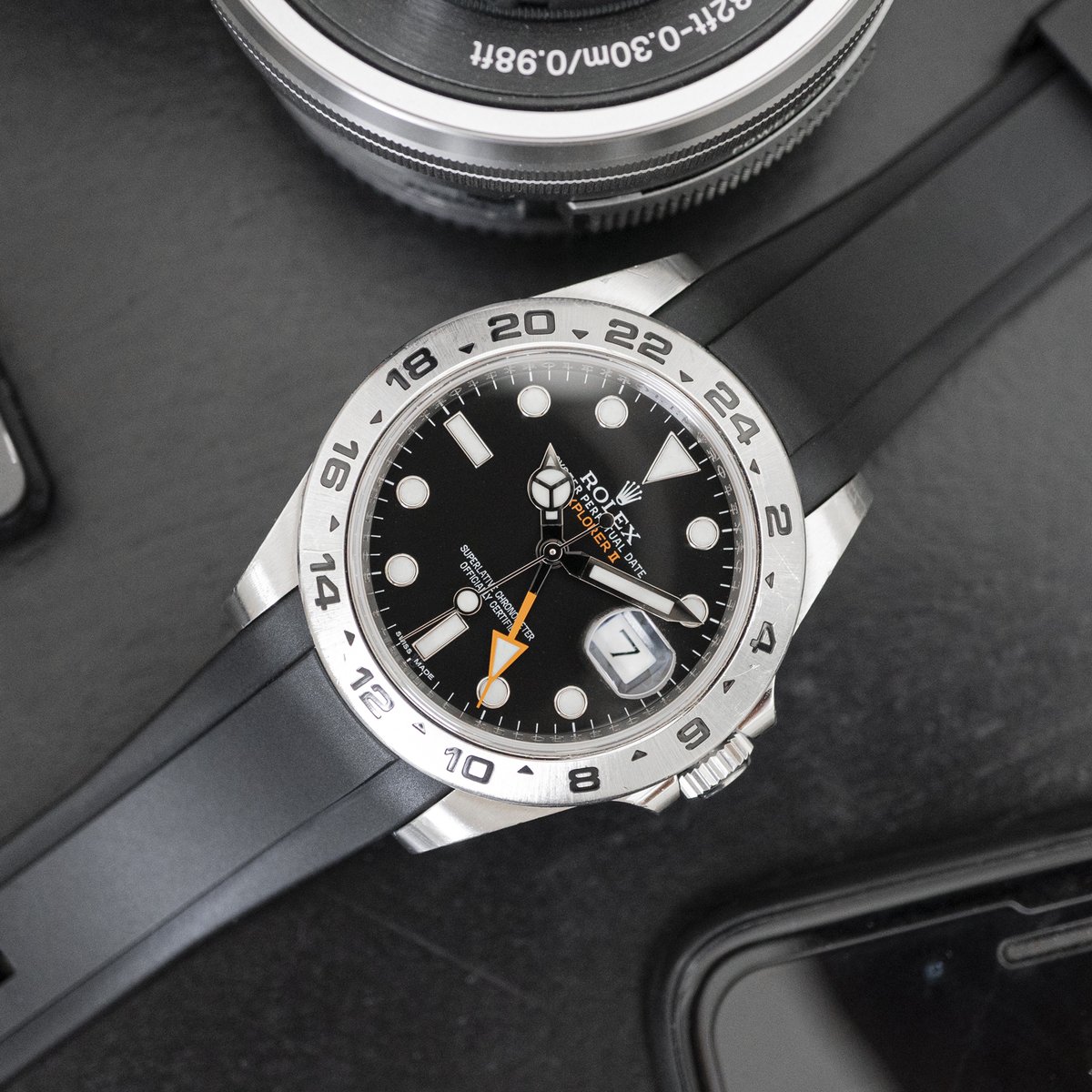 everestbands's tweet photo. Whatโs on your wrist today #watchfam?
How hot is the black Curved End Rubber Strap on the Explorer II? ๐ฅ
#rolex #rolexexplorerii #explorerii #rolexwatches #everestbands #rolexstrap #216570 #rolex2167570 #explorer216570 https://t.co/u3XRBlku2K