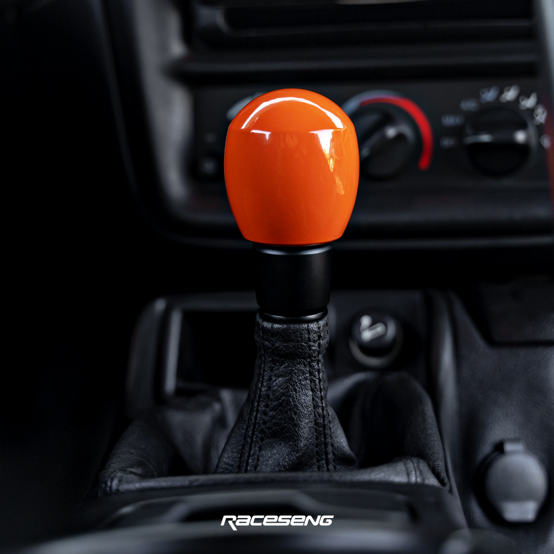 raceseng's tweet photo. Who wants to see some new colors in our custom shop?
​
​​Knob \ Slammer \ Orange Gloss
Owner \ @dustin_2kss
Car \ 2000 Chevrolet Camaro SS https://t.co/S6N3FxyMN9