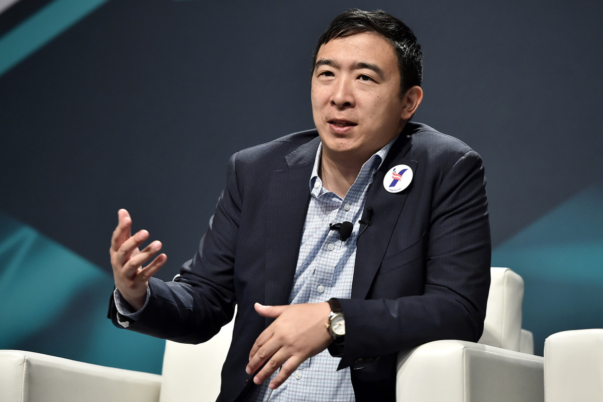 nypost's tweet photo. Andrew Yang calls out Democrats for being 'coastal urban elites' https://t.co/7CkDKUOLCQ https://t.co/WNX2HKwxWn