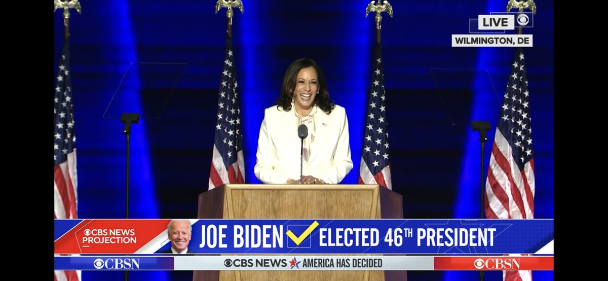 RoyallySocial's tweet photo. I’m not crying. YOU’RE crying!
#KamalaHarris #KamalaHarrisVP #KamalaHarris2020 #BidenHarris2020 ✊🏾💓💚 https://t.co/sxL5jyj1If