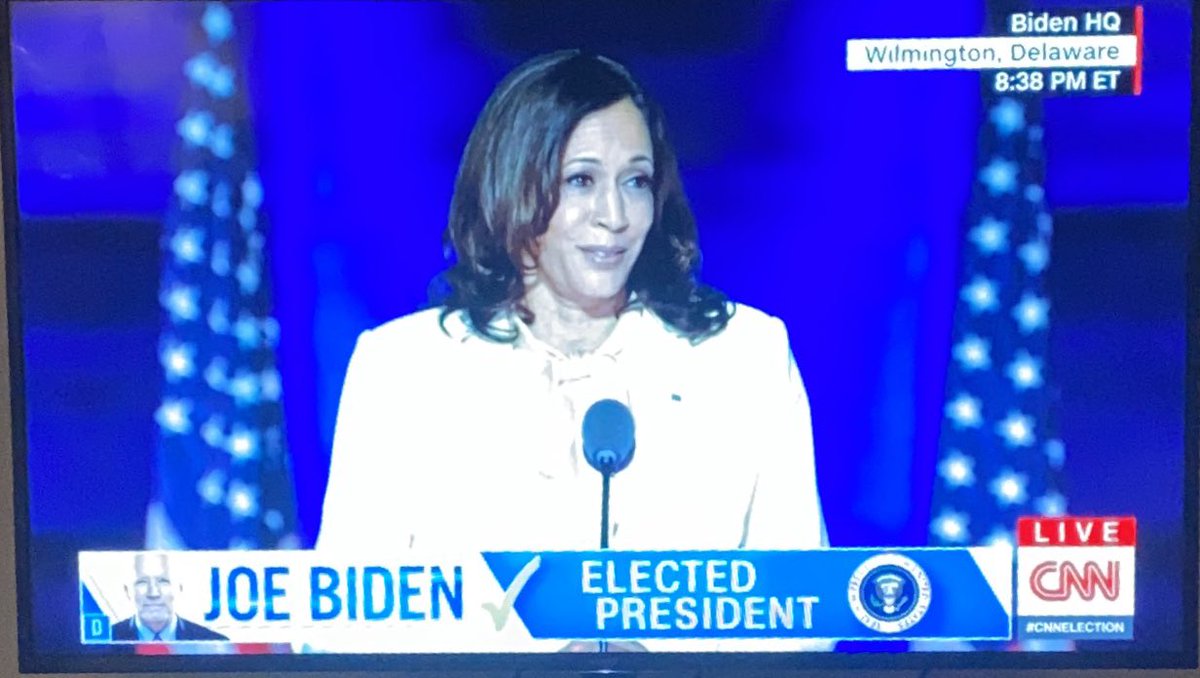 OpalEllyse's tweet photo. “Although I may be the first woman in this office, I will not be the last.”
“Dream with ambition , lead with conviction, and lean where others may not” - Madame VP Kamala Harris
#AlreadyLegendary #KamalaHarrisVP https://t.co/NK3E9QzgKu