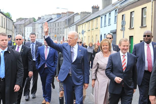 ciaranjreilly's tweet photo. Feeling very proud tonight to say that in 2016 I met with and briefed the #POTUS Elect @JoeBiden in 2016 in #Ballina #Mayo about the role of his ancestor, Edward Blewitt during the #IrishFamine - he was extremely proud of his #irish connections. More here: https://t.co/eJvDJCLTh2 https://t.co/P0BtJMQ3QK