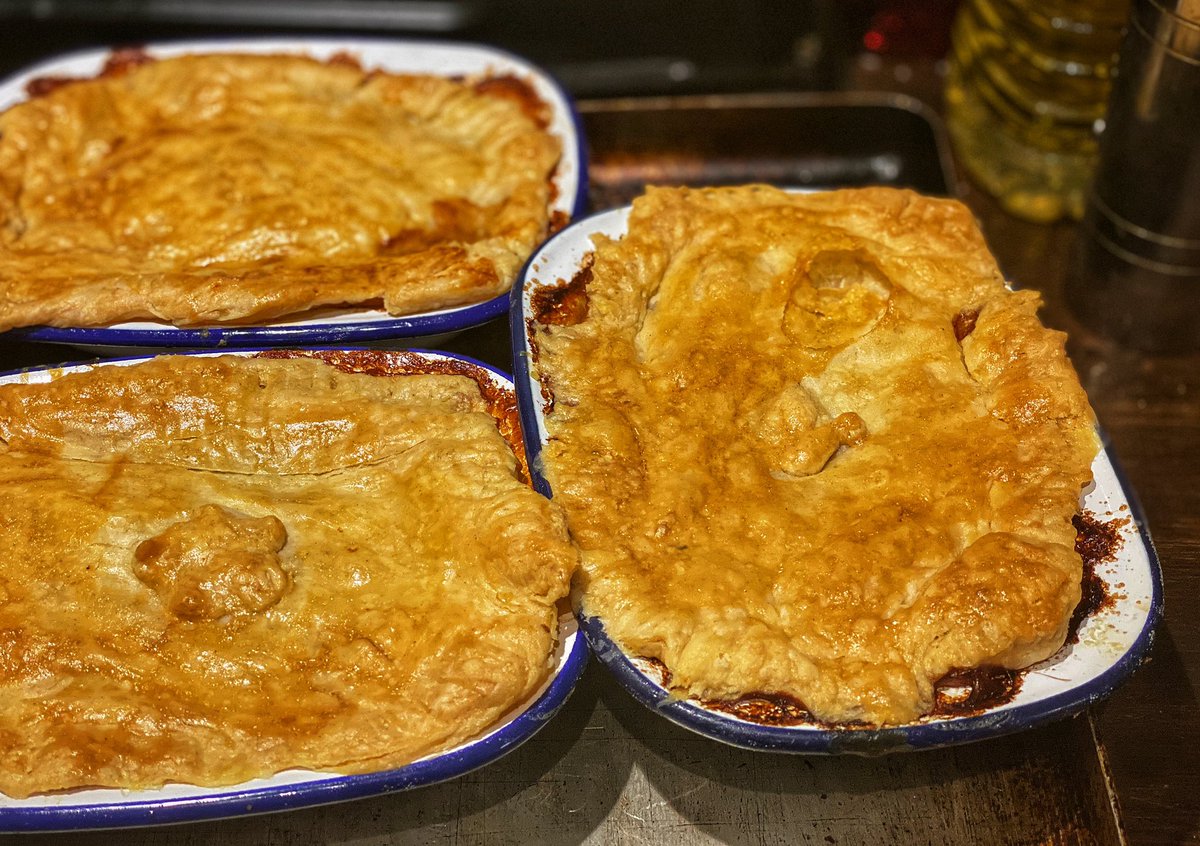 Chicken pies with <a href="/DiscoBistroLDN/">Carl Clarke</a>’s filling and <a href="/chefcalum/">calum franklin</a> rough puff pastry... probably the finest culinary mashup I’ve ever made 😍😍😍