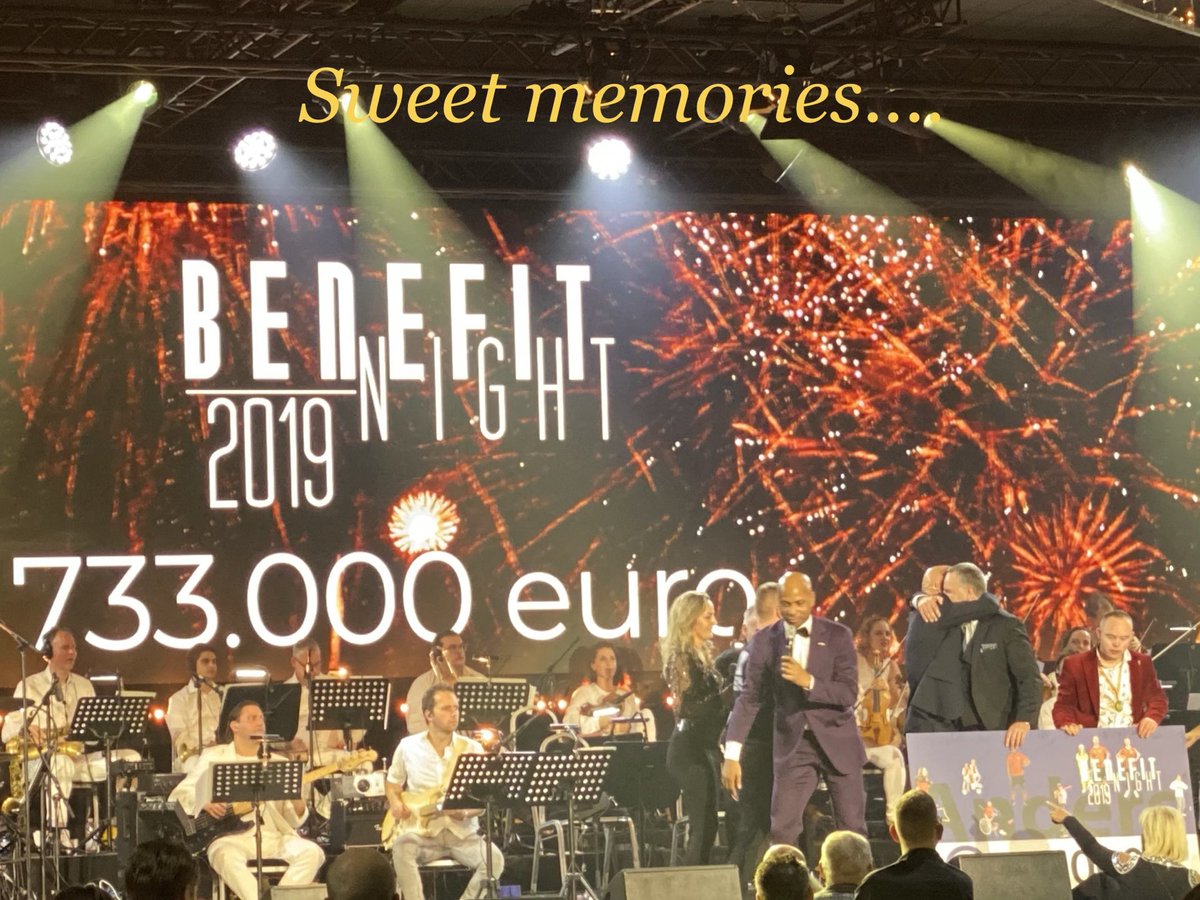 Vorig jaar was geweldig. Dit jaar zou ‘super speciaal ‘ worden. 10 jaar <a href="/Friendsportsc/">FriendshipSC</a>, 20 jaar <a href="/scOnlyFriends/">Only Friends</a>. We proosten nu thuis, op gepaste, maar te grote afstand. Kin omhoog, borst vooruit. Van harte gefeliciteerd, #friendshipsc en #OnlyFriends!