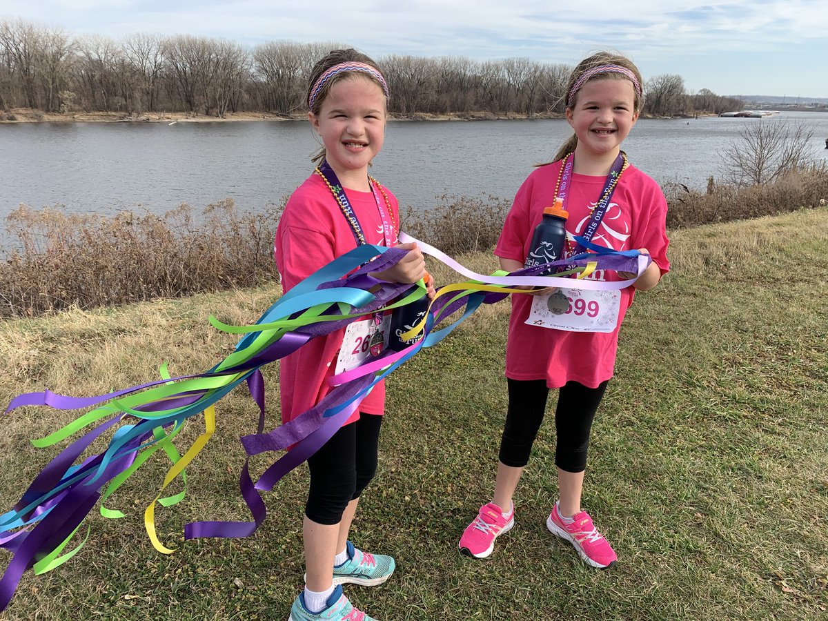 jwhytemn's tweet photo. Girls on the Run was even more fun today knowing that the words “Madam Vice President” are in our near future.
#GOTRTC5k @KamalaHarris https://t.co/LzohHW1FDs
