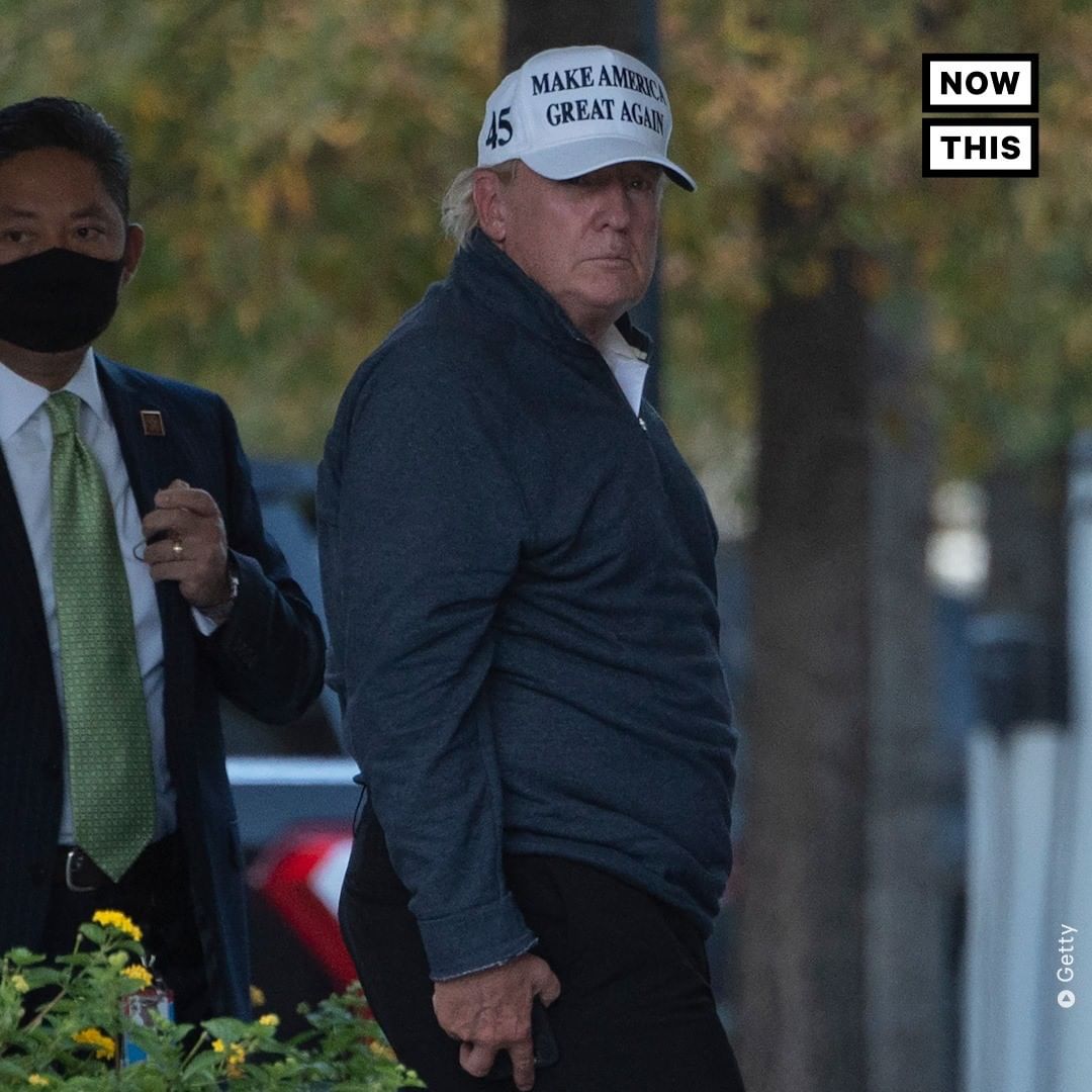 Photos of <a href="/realDonaldTrump/">Donald J. Trump</a> returning to the people's house after his golf outing this morning. 
source: @NowThisPolitics