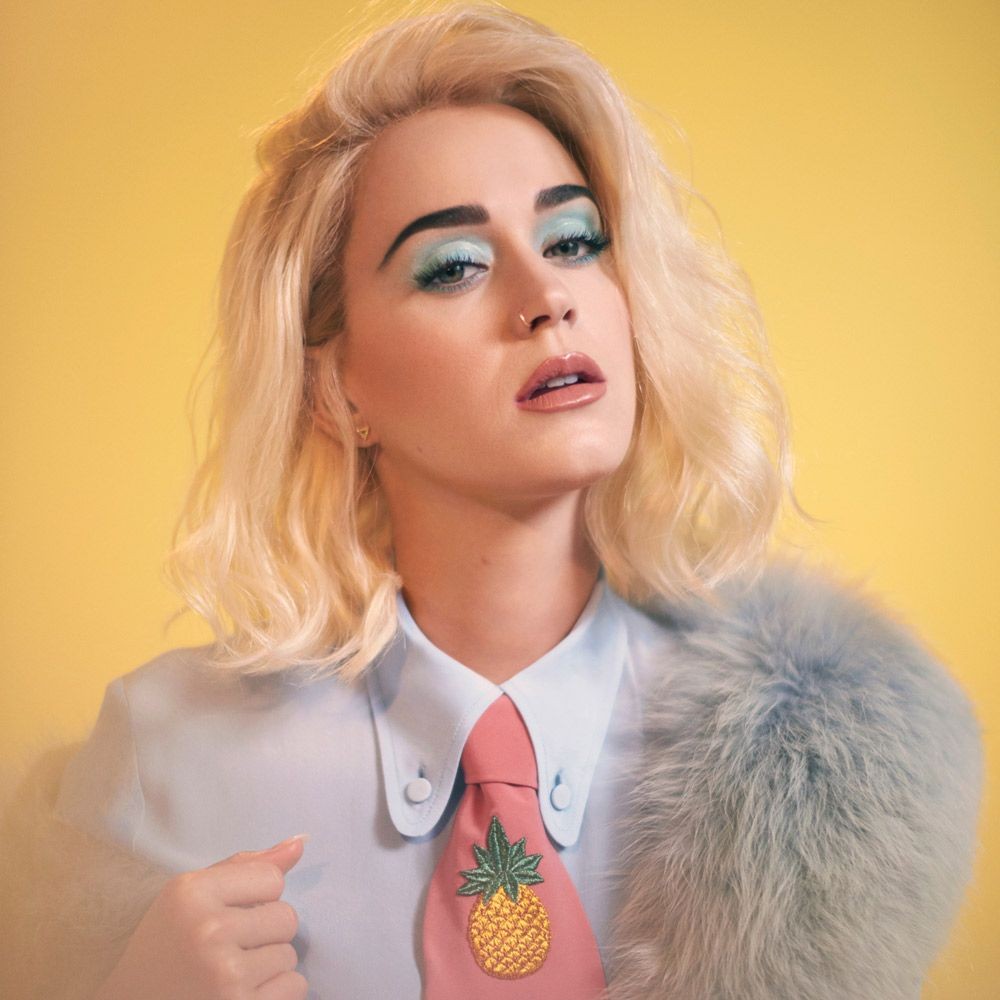 GermanZavala20's tweet photo. En el 2017 katy decidió entrarse en la política y dio una bomba de mensaje ( #ChainedToTheRythm) y nadie quiso escucharla y se convirtió en la mujer más odiada del año... 
#KatyPerry #ChainedToTheRhythm #JUSTICECTTR #Biden #eleccion2020 https://t.co/dPZq4z7SnW