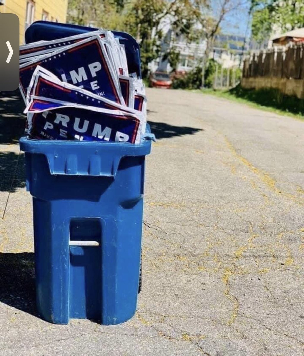 trashman_go's tweet photo. #trashday #recycle https://t.co/OQNfhahq4m