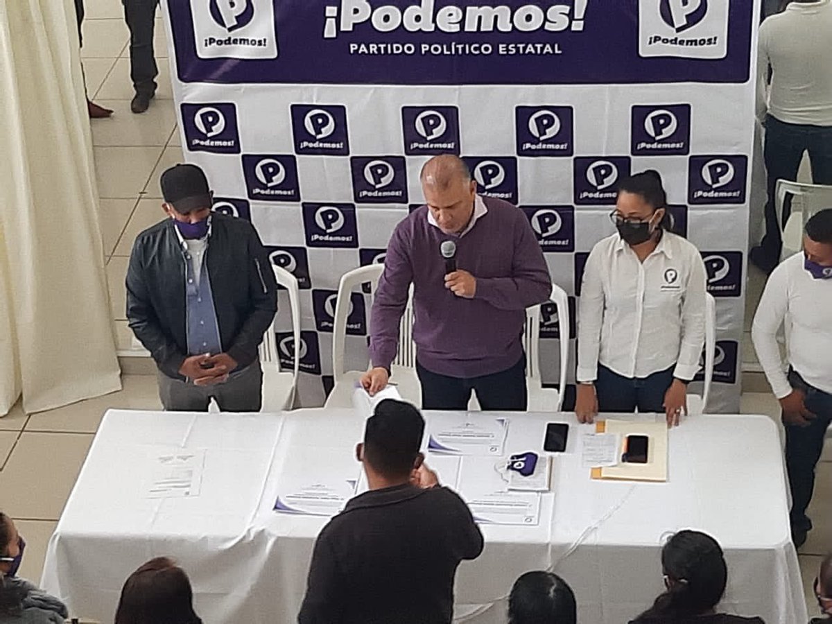 Garrido_FS's tweet photo. Hoy de visita en la zona de las altas montañas para instalar los Comités Municipales de #LaPerla #Aquila #MarianoEscobedo #SíPodemos https://t.co/JwtWv3OZh0