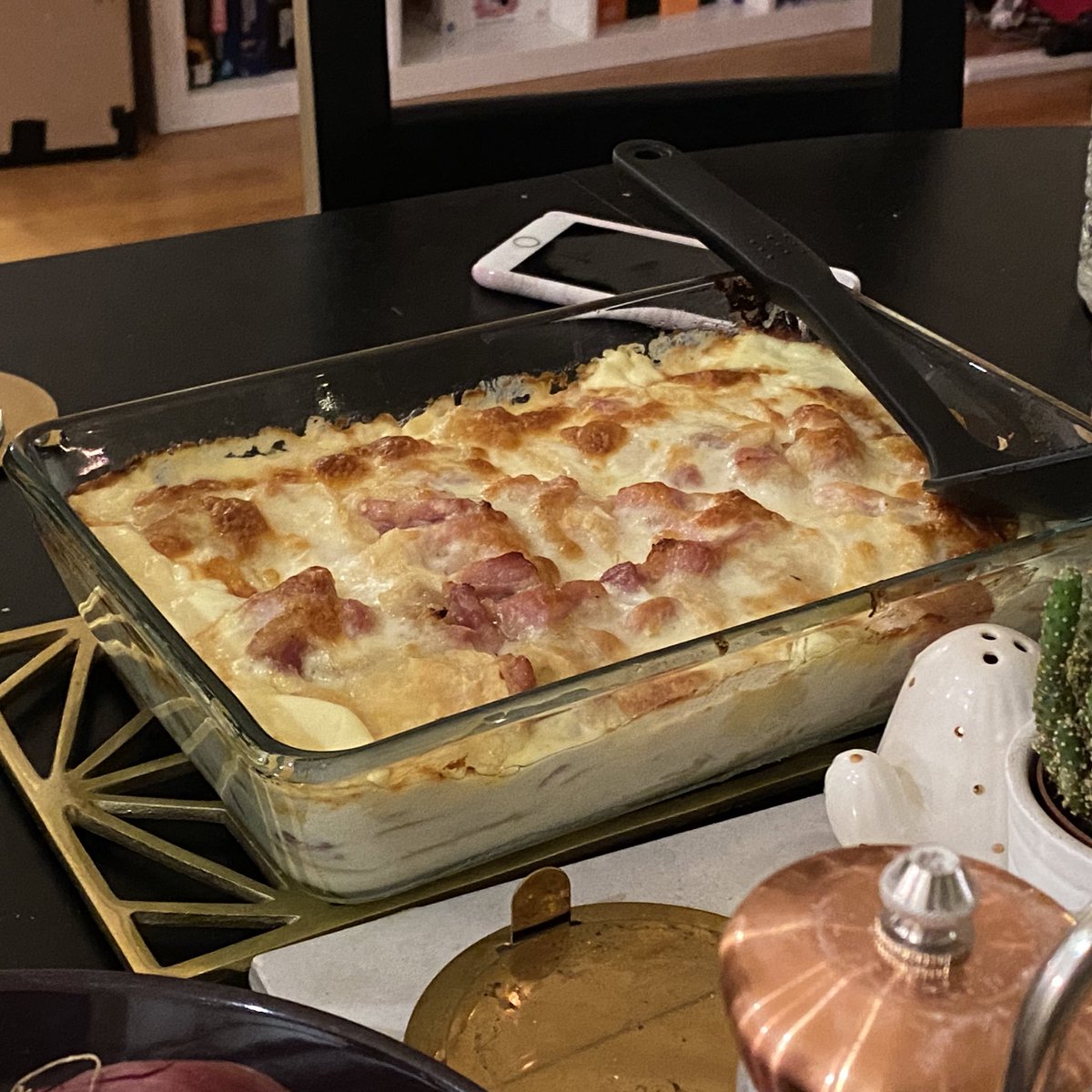 Guys I forgot to cut the second Camembert before baking it and now there’s oven cheese all over the oven. I feel like this is tomorrow-Russell’s problem. Anyway there’s tartiflette now.