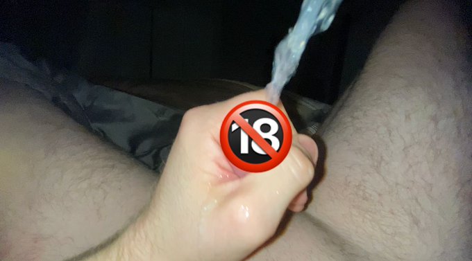 $3 #onlyfans https://t.co/RvWrgzmGNY https://t.co/AUI8P9aObB