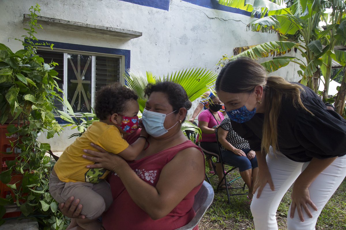 CeciliaPatronL's tweet photo. Siempre hay un camino para llegar, para tender la mano 🤝 a quien lo necesita, la solidaridad nos caracteriza a los meridanos. ¡Juntos hacemos de Mérida la mejor ciudad del mundo! #Komchen https://t.co/gwH2igTWzB