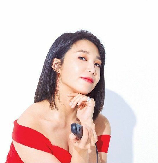 hourIyeunji's tweet photo. lady 💋 #정은지 #에이핑크 #Apink #Eunji 💕 https://t.co/x7ZD6bew0T