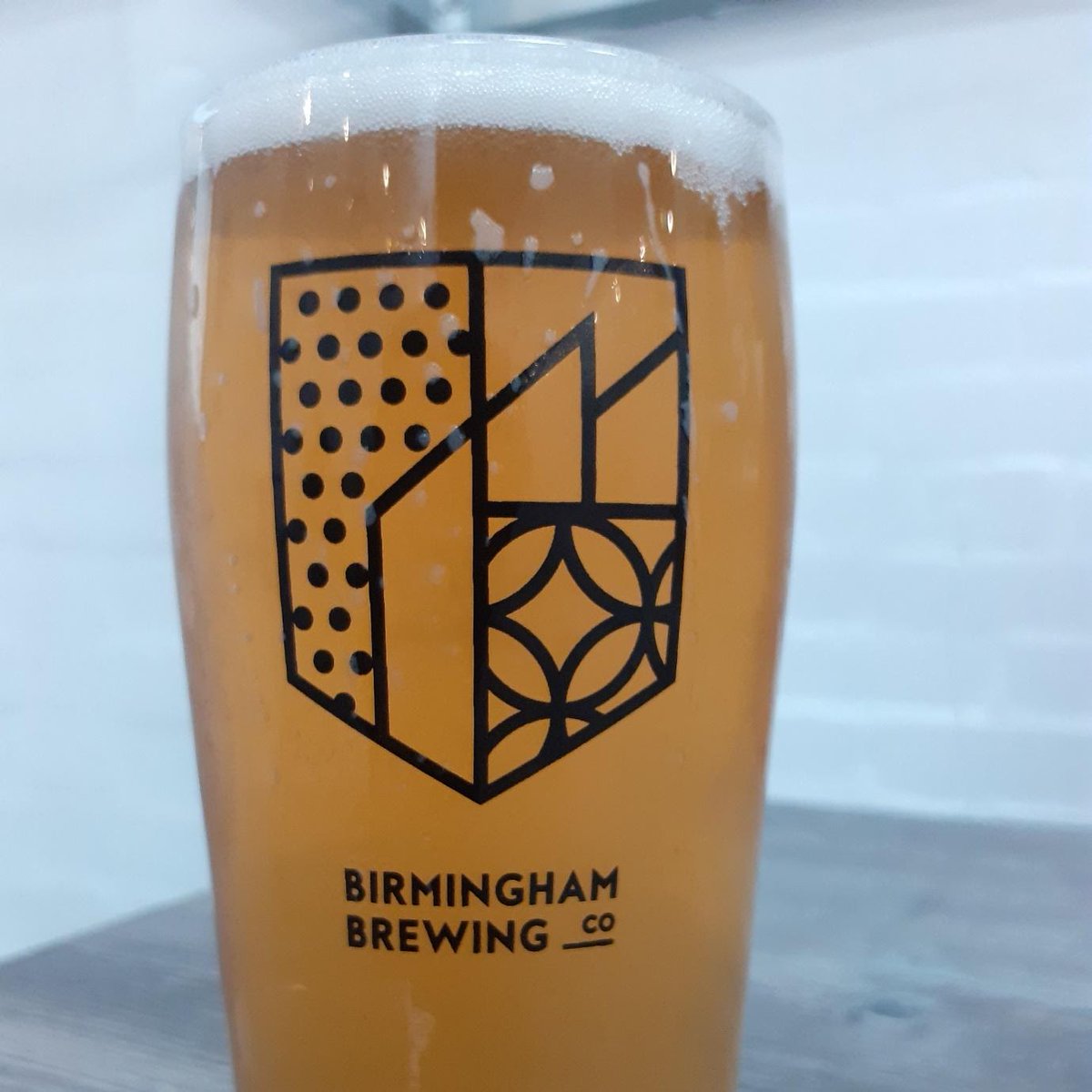 BrumBeerBlog's tweet image. "Like many misguided teenagers I used to swill Coors Light and Fosters"..... 

Matt Buist of @brumbrewery has now mended his ways and is making some truly tasty #Birmingham beers! Find out more in our interview with Matt 👇👇

👀 birminghambeerblog.co.uk/2020/11/04/mee…
