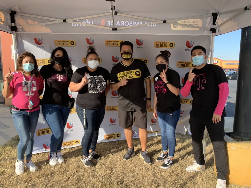 Amanda Martinez tweet media