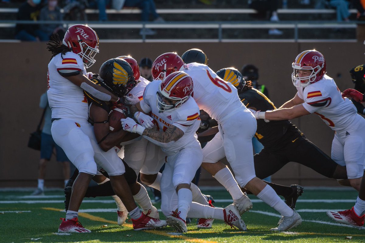 GorillasFB's tweet photo. 🚨 Halftime 🚨

#RYFP I #Strive4Five I #OAGAAG https://t.co/Hyhhfa6xr8