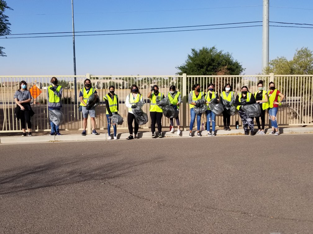 CGUHSD_82's tweet photo. Today, the Vista Grande Student Council and Key Club had 16 students and 2 teachers who collected 20 bags of trash in the parking lots, and along Arizola, Cottonwood , and Clements. Well done Spartans!
#CGUHSDPRIDE https://t.co/ZFJQoR2mOQ