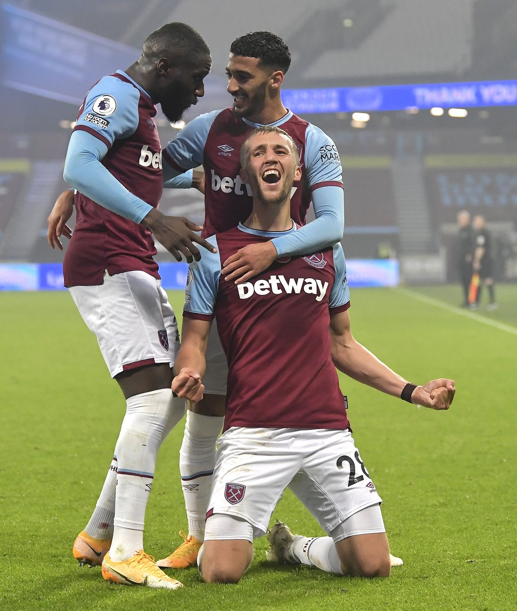 WestHam's tweet photo. 🙌 S O U C E K 🙌 https://t.co/GdA9WAyQBg