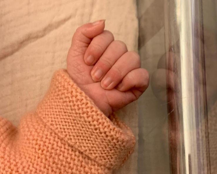 les_mels's tweet photo. La soirée n’est pas terminée 🙈

Nous finissons avec un ultime scoop ! 
Et ce sera la naissance d’une petite princesse #Ghjulia qui est née le 2 Novembre 🙏🏻

Toutes nos félicitations à @joycejonathan et au papa ❤ https://t.co/c6c0xIvZm3