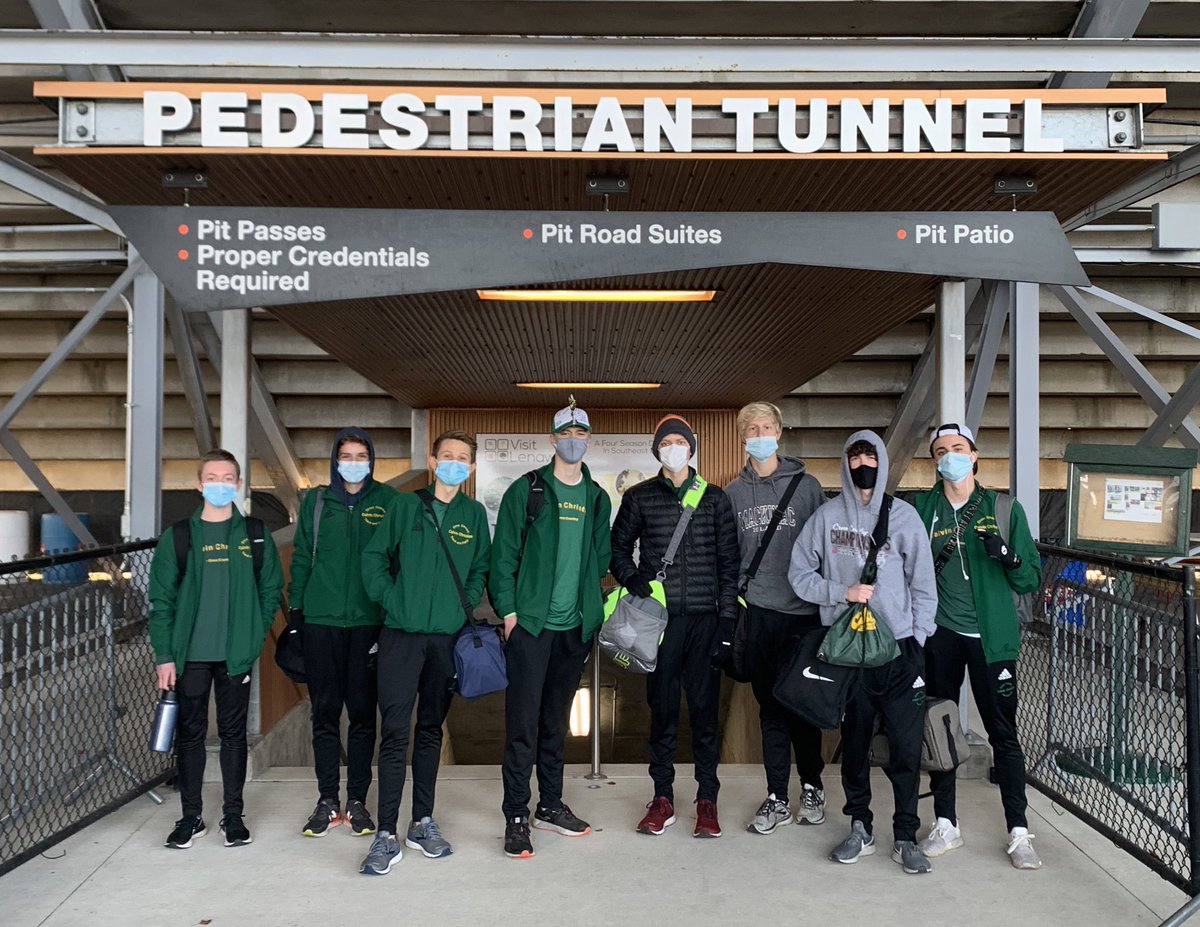 SquiresTFandXC's tweet photo. Boys finish 4th in D3 at MHSAA State Finals.  Manion 20th  and Witvliet 24th earn All State. Thanks to seniors Dykstra, Broekhuis, and Witvliet for 4 great years.  You improved our program and led w class! @calvinathletics https://t.co/ZSuE6KTwNK